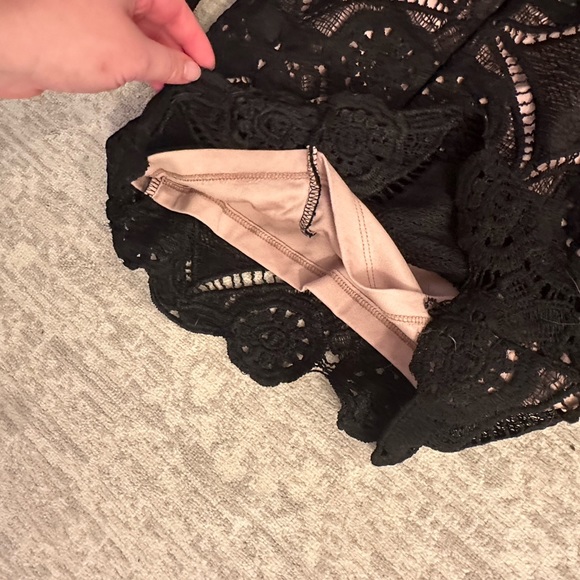 Lace black dress with nude underlay size 10UK - Picture 3 of 5